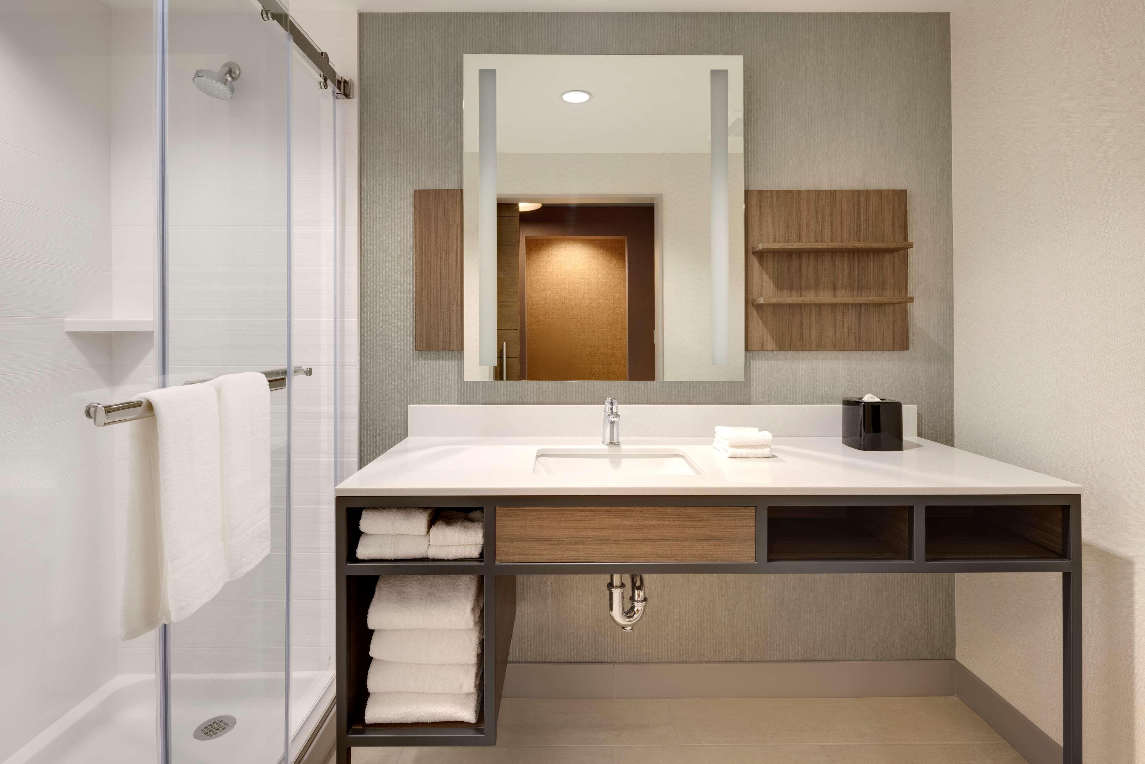 Hilton Garden Inn Haymarket Kültér fotó
