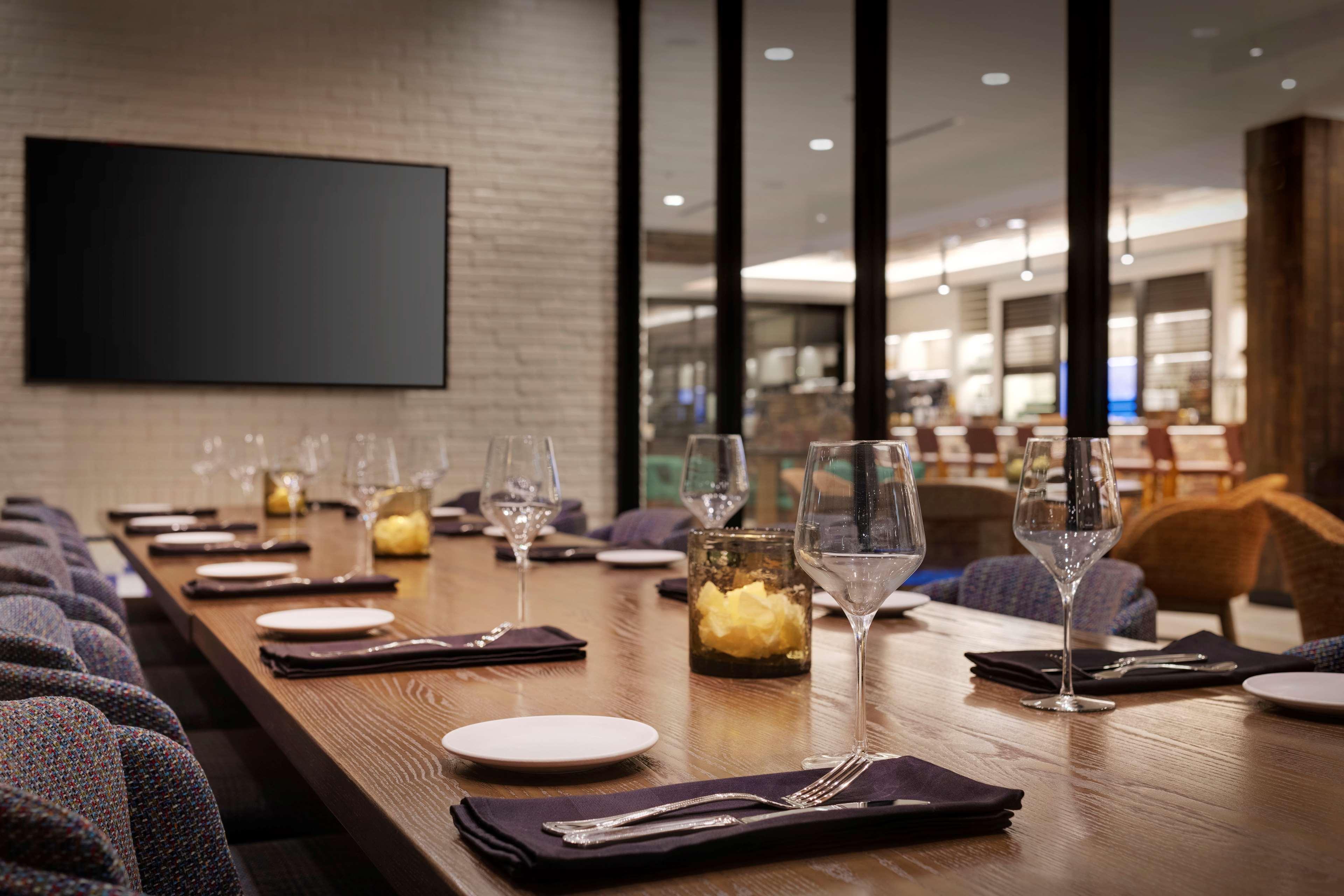 Hilton Garden Inn Haymarket Kültér fotó