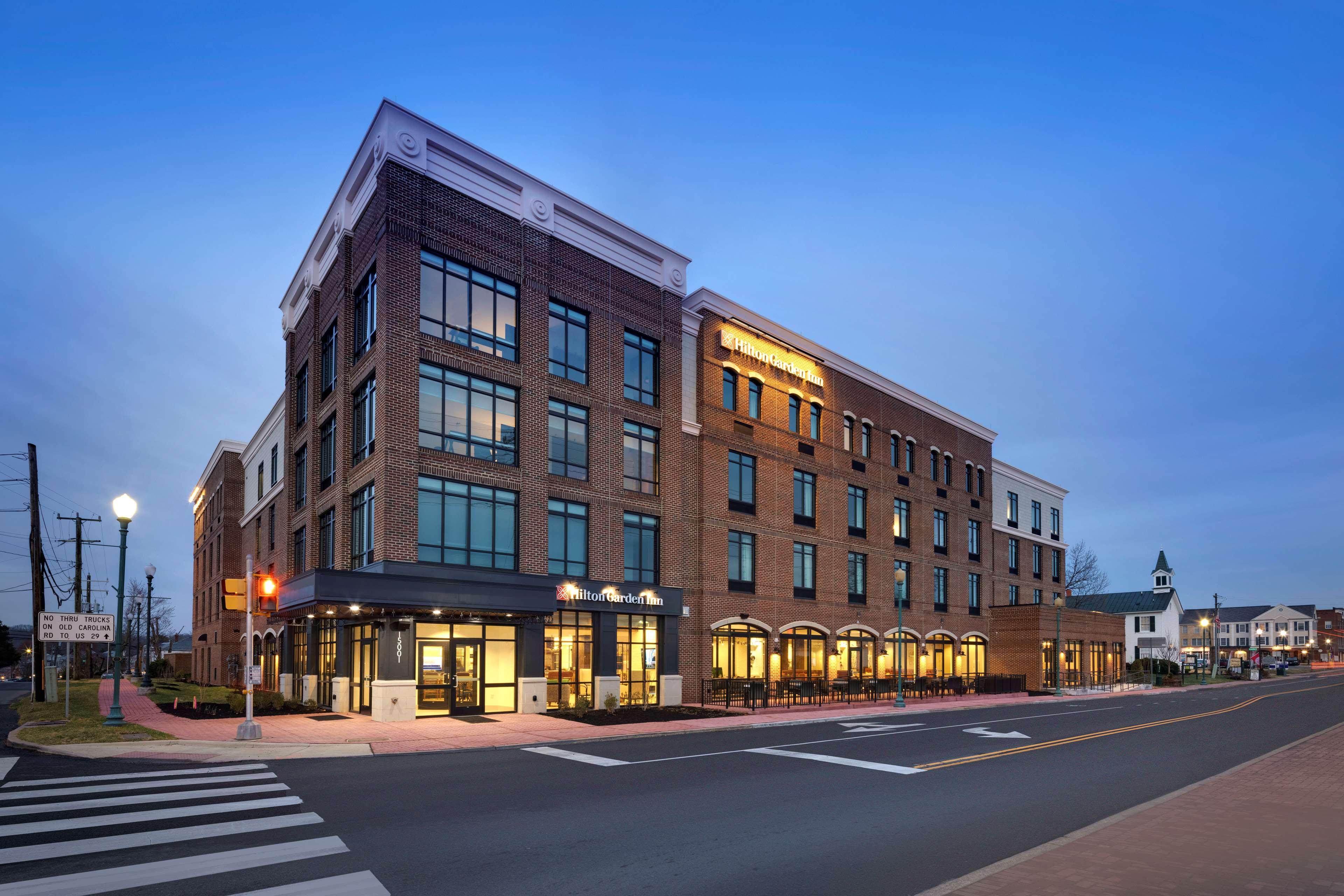 Hilton Garden Inn Haymarket Kültér fotó