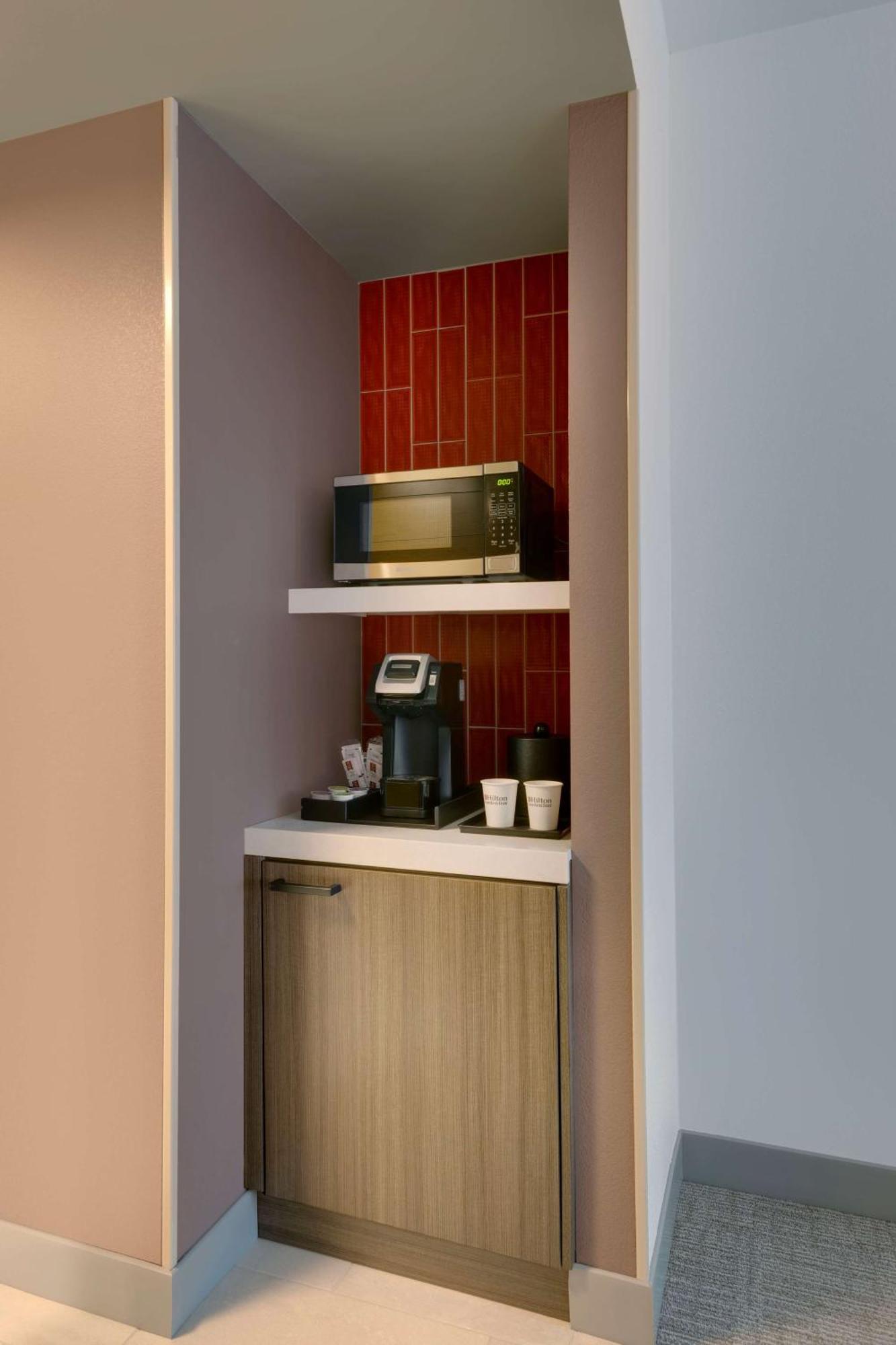 Hilton Garden Inn Haymarket Kültér fotó